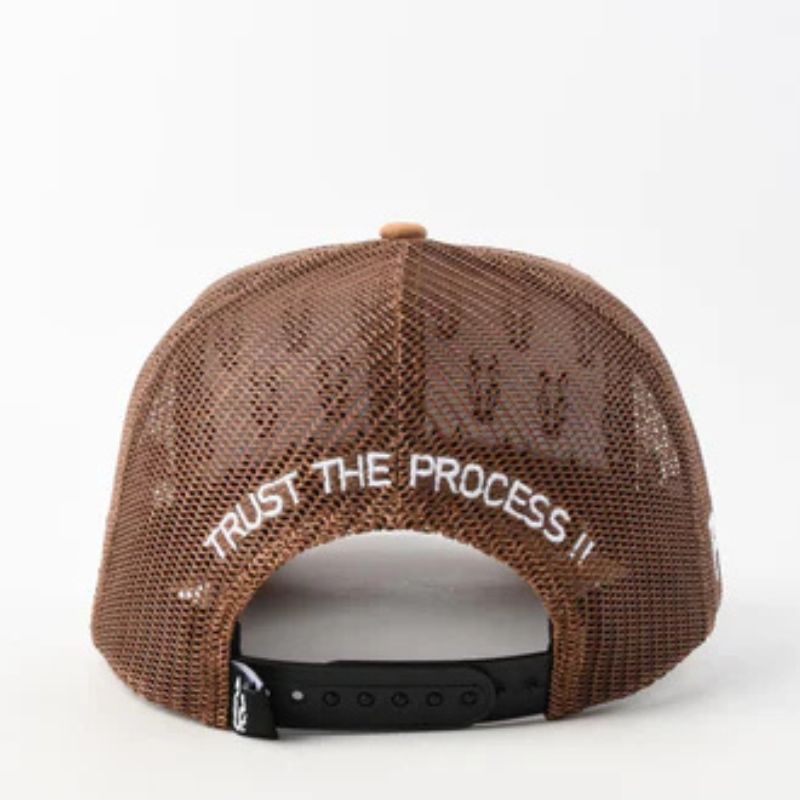 Aztec With Original Horse Loge Cap