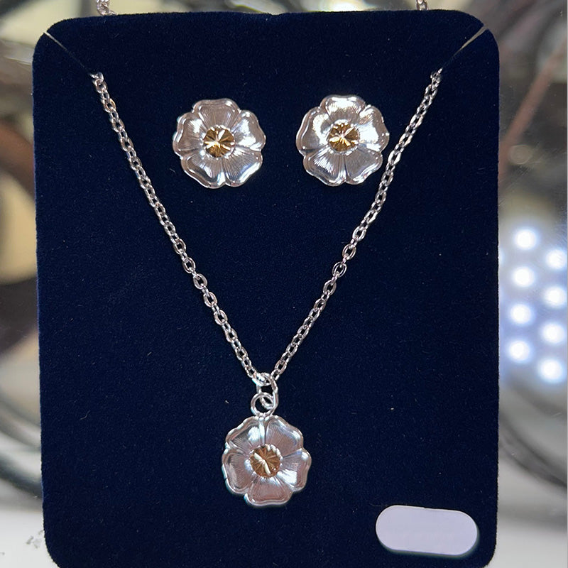 Classic Flowers Necklace JS5674
