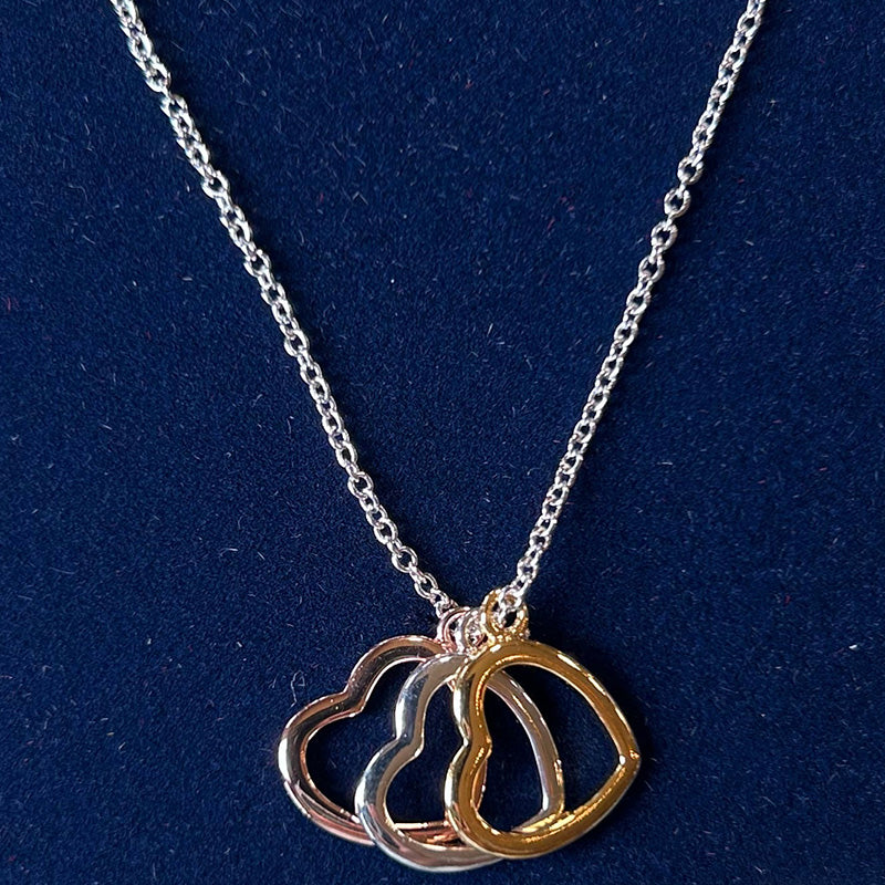 Trio Heart Necklace NC4494