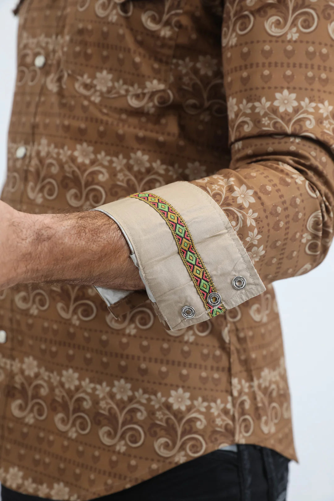 WPL11156 Mens Western Modern Fit Long Sleeve with Snaps